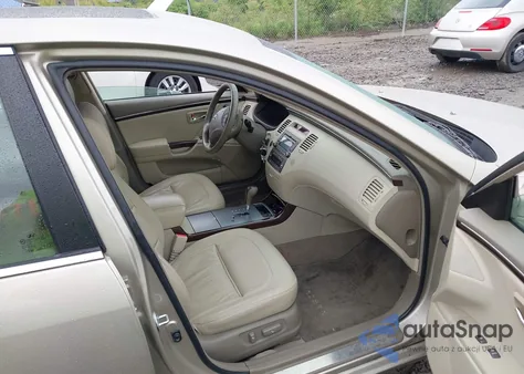 2009 Hyundai Azera Gls z USA, uszkodzony, nr VIN KMHFC46D19A363476